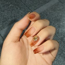 -晨·艺美甲美睫