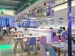 -樱花里音乐餐吧·牛扒椰子鸡(东圃店)