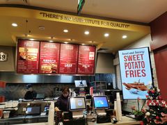 -The Habit Burger Grill 哈比特汉堡(爱琴海店)