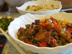 茄子肉丁小公鸡双拼拌面-文三里屯面馆(三里屯店)