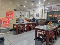 -牛一嘴·兰州牛肉面·大盘鸡(财富中心店)