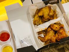 -BHC炸鸡(明洞总店)