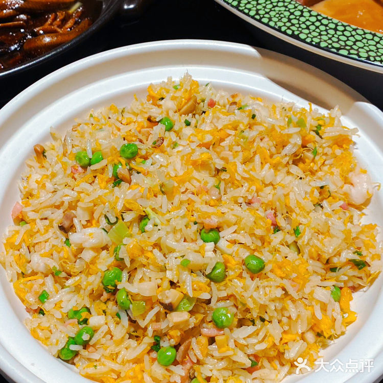 中餐美味的还属淮扬菜