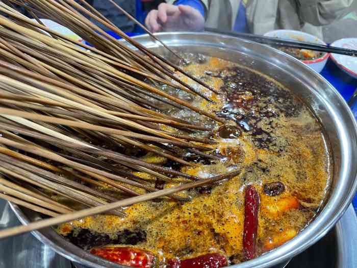 牛华周记麻辣烫(乐山旗舰店)