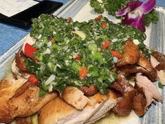 -香巴拉云南餐厅(华莱坞店)