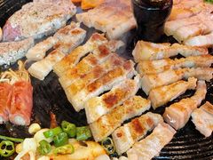 -豚豚家돈돈가韩国锅盖烤肉(新北万达店)