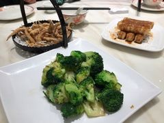 拍蒜炒西兰花-稻香酒家·35年老字号(侨光店)