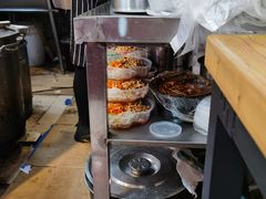 -两勺子一碗口水鸡拌面