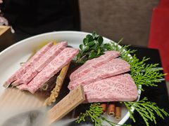 -山川小町·极番烧肉(新地假日广场店)