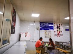 大堂-汪家馄饨(集庆路店)
