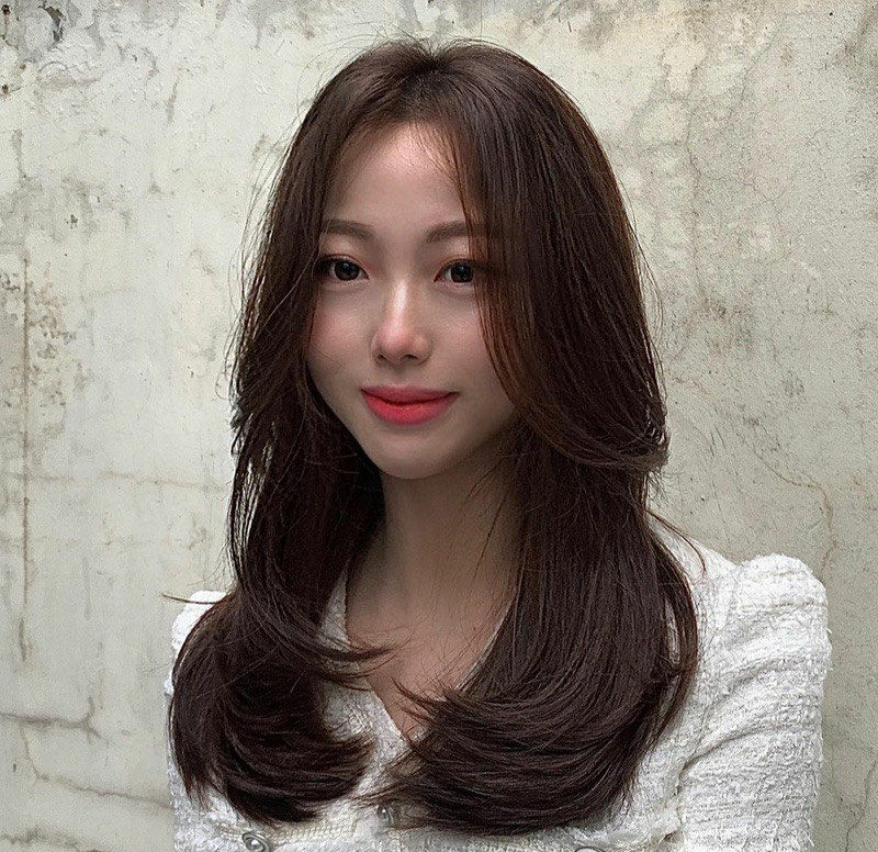 极美层次感直发带点弧度小姐姐很喜欢