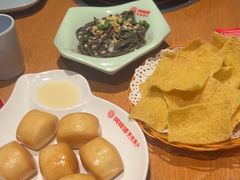 -何师傅美蛙鱼头(汉街店)