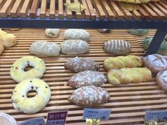 -焙丽拾光(麦凯乐直营店)