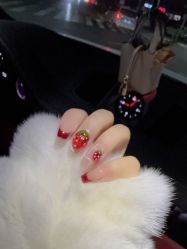 -Nail Me美甲美睫