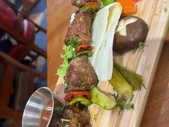 -米德维奇俄式西餐厅(西六道街店)