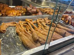 -老鼎万春卤菜(五代传承创始老店)