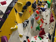 -问山MountQuest攀岩馆