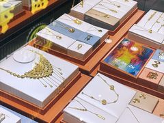 -银泰百货(舟山临城店)