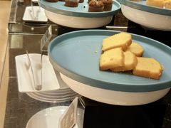 -上海西藏大厦万怡酒店Momo Cafe(徐汇店)