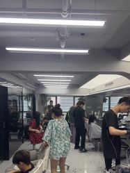 -宫铭烫发染发接发店