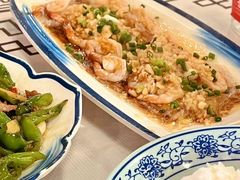 -霄汉牛三鲜湖北砂锅菜(万松园2店)