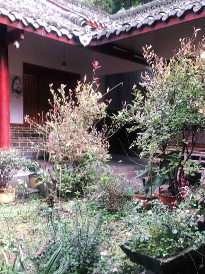 叠翠园崇州度假胜地自己的小院子笼中对就是粉蒸肥肠排骨五花肉牛肉