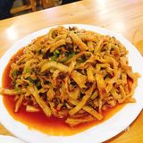 枸杞叶第一次吃，有股清香，棒棒的。这个店在当地很受欢迎