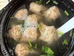 馄饨-闫家驴肉老店(华电一校店)
