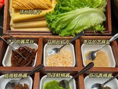 -五谷丰登农家院·地道胶东菜·海鲜烧烤(威海店)