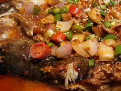 -鸣记脆皮烤鱼·海鲜烤鱼(三八广场店)