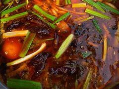 -沈记酸菜牛肉火锅店(九号路店)