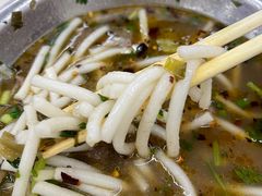 -花溪牛肉粉(八鸽岩店)
