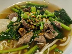 -Dang restaurant (patong phuket)