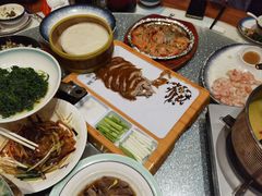 -松沪名灶·豆浆鱼头·新上海菜(飞航吾悦广场店)