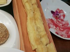 -周周有辣火锅馆(玖耀里店)