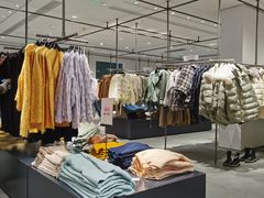 -URBAN REVIVO(欢乐海岸购物中心店)