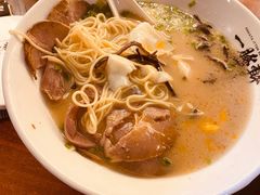 白玉豚骨拉面-一豚轩·烧鸟·豚骨拉面(五四路店)