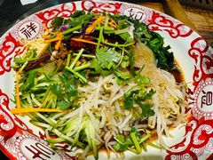 -咱屯子铁锅炖直营店(南湖大路店)