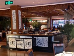 -八府香鸭·啫啫煲(华山路店)