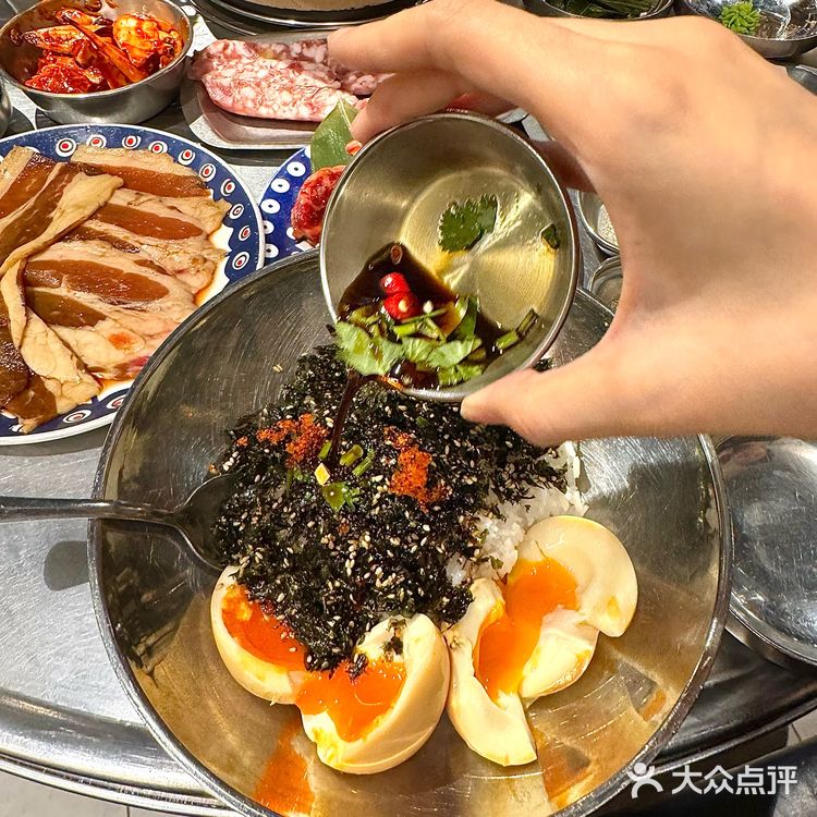 跟着长春本地人吃的烤肉👍服了