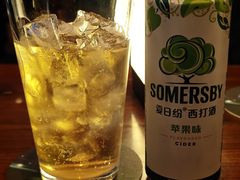 -Hooley's活利仕西餐厅(珠江新城店)