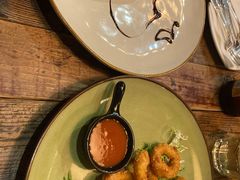 -SISTERS BAR RESTAURANT川意酒馆(嘉善老市H楼店)