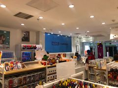 -名创优品(北京新中关购物中心地铁层店)