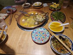 -洱火云南酸菜牛肉火锅(石景山当代商城店)