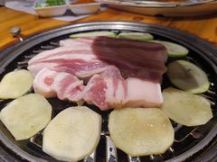 -唯成•韩国炭火烤肉 유성고기