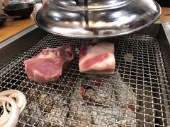 -肉甲韩国木炭烤肉(新壹街1店)