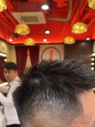 -东方先生国潮男士理发馆