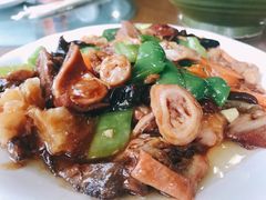 溜三样-金卯白肉罩火烧