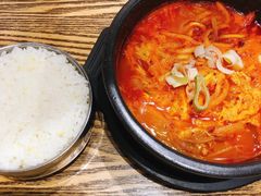 -吴草鸡爪오초닭발韩食堂(融恒盈嘉中心店)