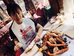 -The Crab Pot Seattle